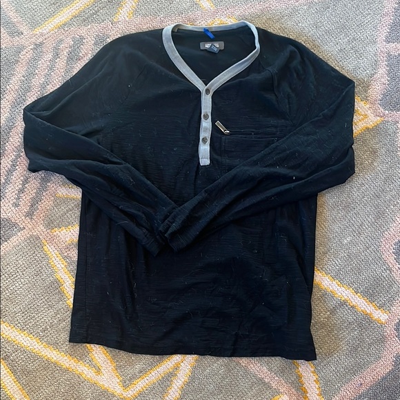 Kenneth Cole Reaction Black and Gray Long Sleeve Tee - Picture 1 of 4